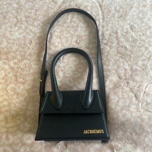 JACQUEMUS
Black ‘Le Chiquito Grand’ Top Handle Bag